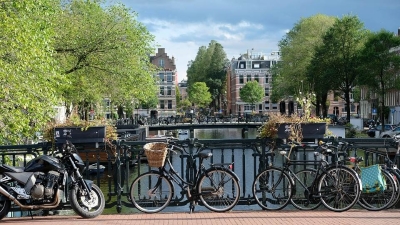 Amsterdam zabranio reklame za meso i fosilna goriva u javnom prostoru