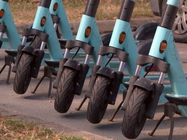 Uhapšeno lice iz Norveške zbog krađe električnih trotineta u Banjaluci