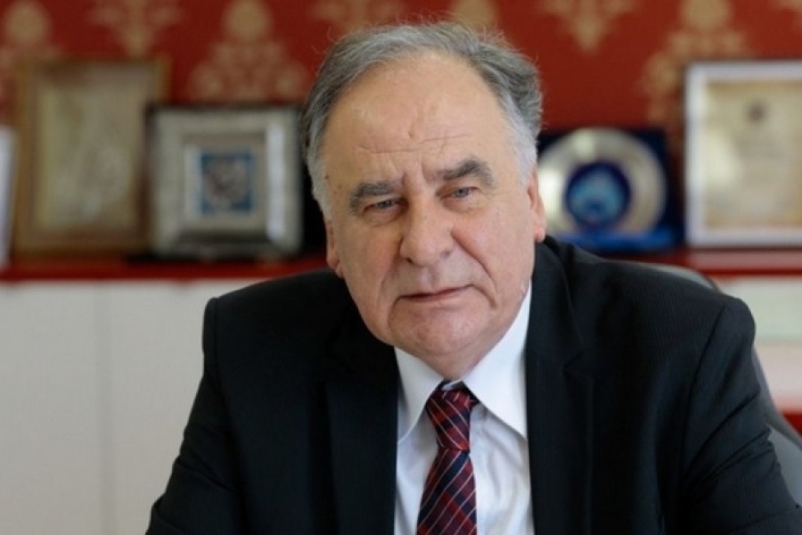 HITNA OPERACIJA BOGIĆA BOGIĆEVIĆA U SARAJEVU: Operisao ga doktor Ismet Gavrankapetanović, evo u kakvom je stanju sada (VIDEO)