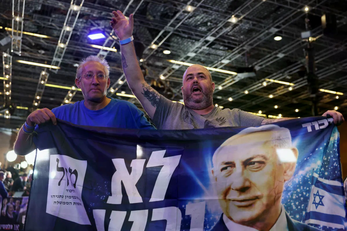 Netanyahuov blok prema projekcijama osvaja 53, a opozicija 48 mandata