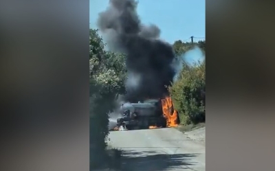 Motocikl se ZAPALIO NAKON SUDARA: Jedna osoba povrijeđena u nesreći kod Mostara, vatrogasno vozilo oštećeno