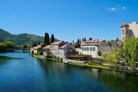 Trebinje hit destinacija: Srbi najbrojniji gosti
