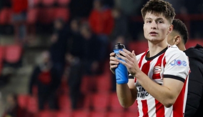 Evo kako se PSV "iskupio" Bajraktareviću jer u prethodnoj utakmici nije ulazio u igru