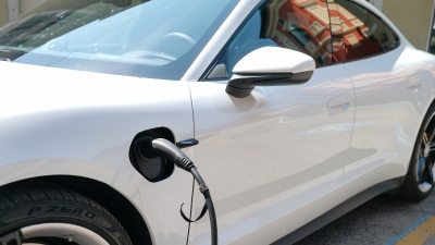 Znate li kako se hlade baterije u električnim vozilima?