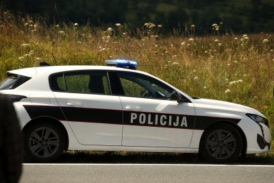 Sudar 3 vozila na putu Mostar–Čitluk: Dvije osobe zatražile ljekarsku pomoć, saobraćaj otežan