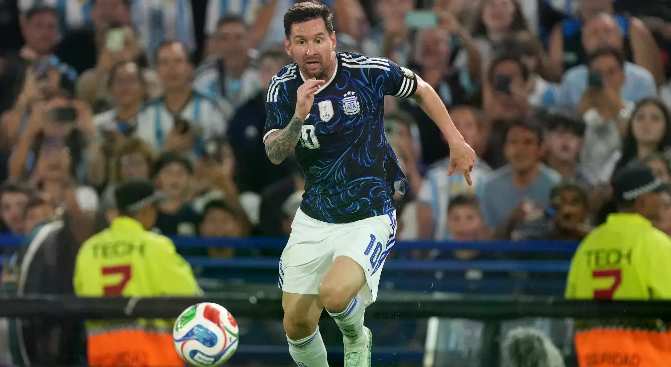 Меси купио фудбалски клуб!