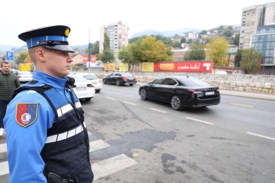Na magistralnom putu iz smjera Mostarskog raskršća prema Sarajevu saobraćaj otežan zbog nezgode