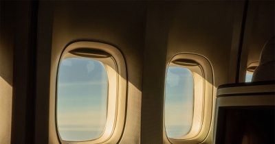 Zašto svako sjedište u avionu nema svoj prozor?