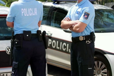 Detalji užasa u BiH: Pretukao majku nakon povratka iz bolnice, slomio joj bedrenu kost!