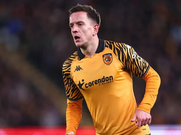 Loše vijesti iz Engleske: Hadžiahmetović završio sezonu!