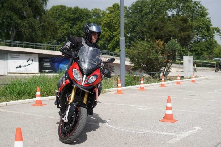 Moto klub Bezbjednost organizuje trodnevni trening bezbjedne vožnje u Banjaluci