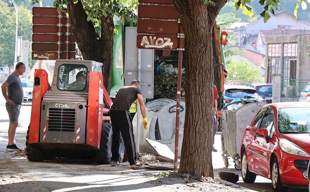 Poništeni otkazi za 22 radnika JP Komunalno Mostar, naložen njihov povratak na posao