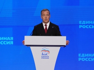 Medvedev: Ursulu fon der Lajen ne zanima Evropa, samo sankcije i banderovska klika