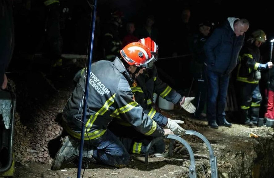 Zemlja se urušila, a onda se pojavio Marko: Pobijedio je strah i UŠAO U AMBIS da bi spasio LJUDSKI ŽIVOT
