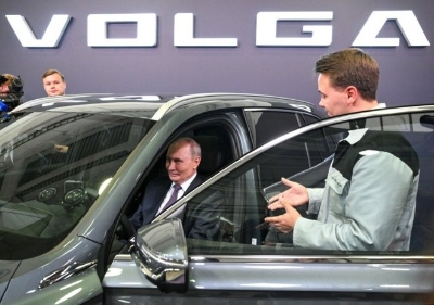 Putin provozao novu "volgu K50" (VIDEO)