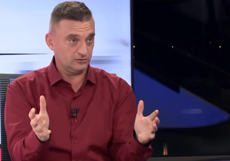 Profesor Zubić: Hoćete li početi hapsiti i sklanjati sa ulice ubice koji svakodnevno maltretiraju pošten svijet!?