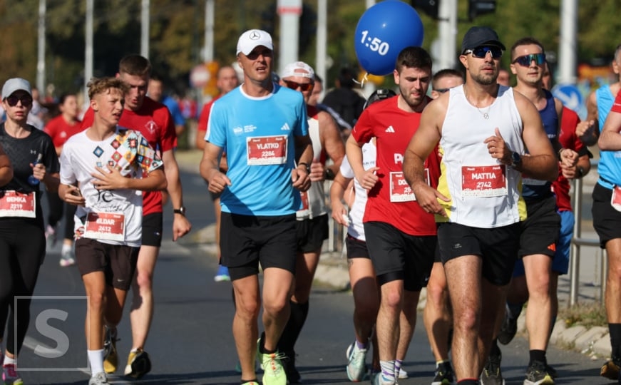 Sarajevo jutros trčalo polumaraton i 5K utrku: Više od 3.000 trkača iz 50 zemalja preplavilo grad