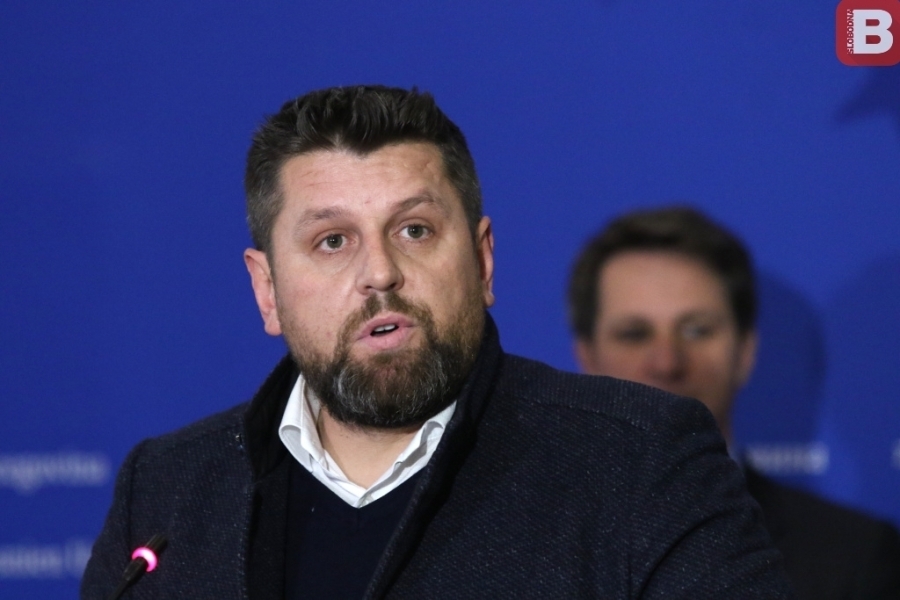 DURAKOVIĆ IMA PRIJEDLOG ZA BUDIMIRA: Predložen novi zakon o policiji RS-a, traže se kvote za Bošnjake i Hrvate u MUP-u RS