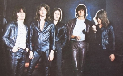 "Ti samo budi dovoljno daleko": Generacija 5 i emotivna rock balada