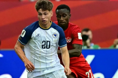 PSV Bajraktarevića drži na klupi, a sad slijedi transfer karijere? Omiljeni Zmaj u centru pažnje