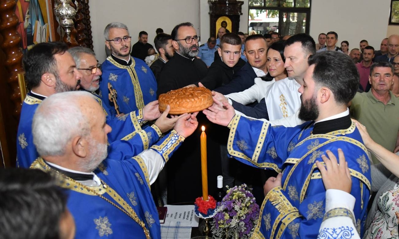 Vjernici se okupili na Rebrovcu: Proslavljena Mala Gospojina, kum slave Goran Maričić FOTO