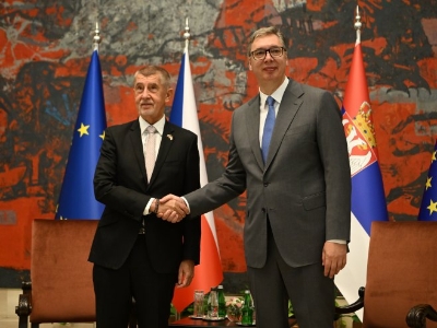 Plenarni sastanak delegacija Srbije i Češke, predvode ga Vučić i Babiš