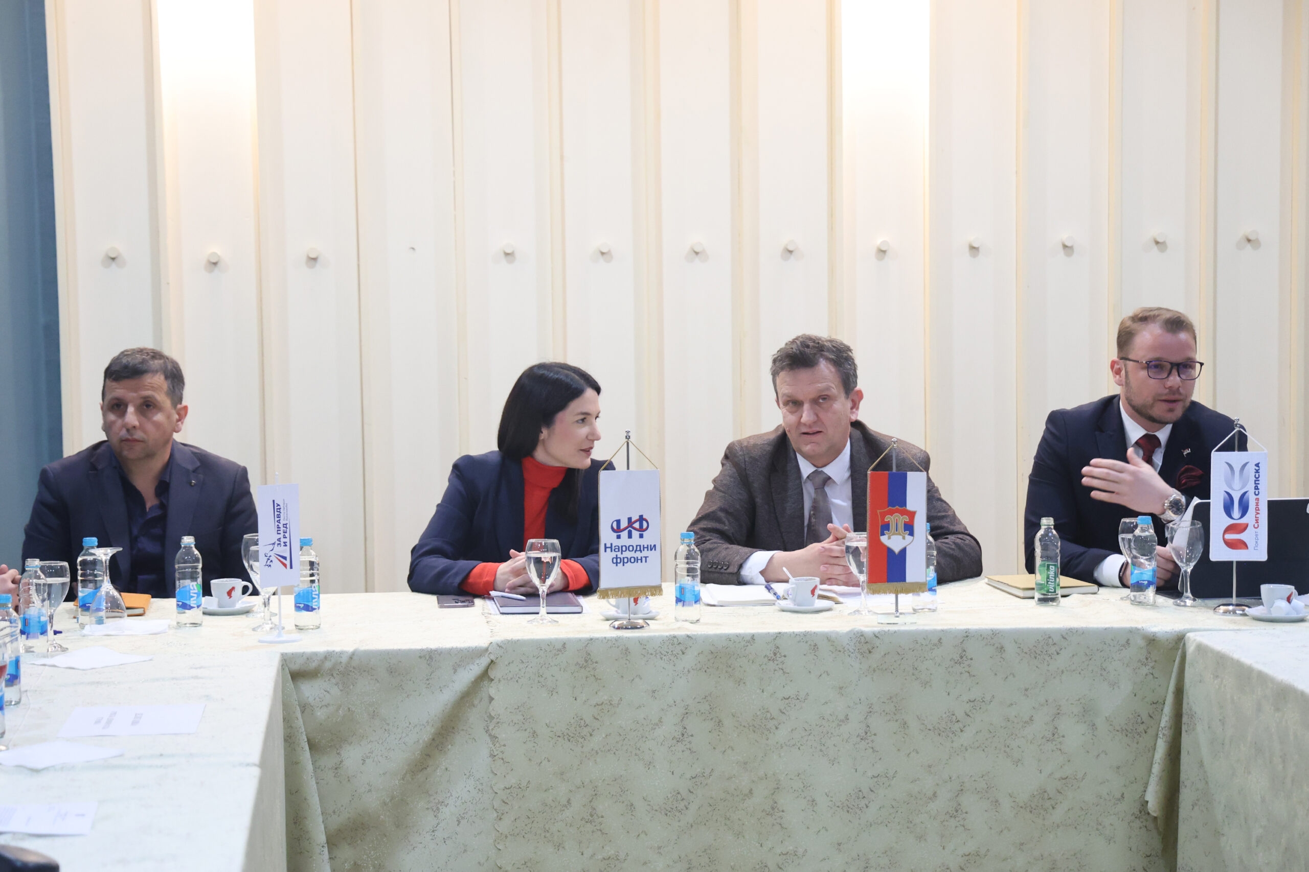 (NE)IZVJESTAN SASTANAK Da li će doći do POMIRENJA zavađenih opozicionara