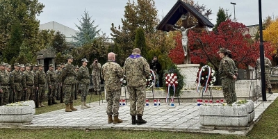 U Sarajevu odata počast poginulim i nestalim pripadnicima HVO-a: Položeni vijenci i zapaljene svijeće