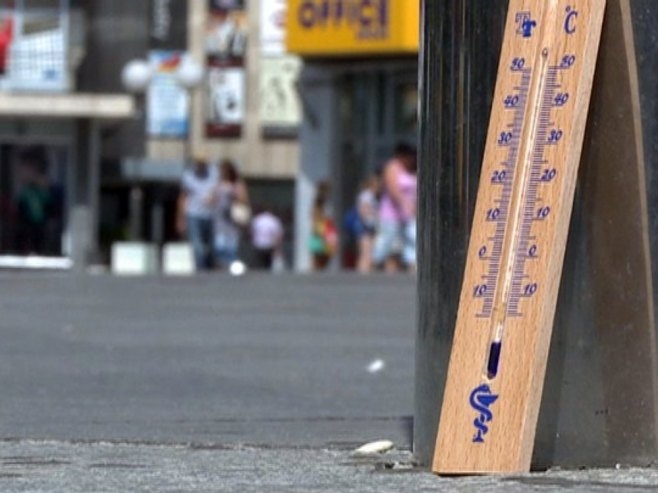 Sunčano i vruće, danas i do 40 stepeni