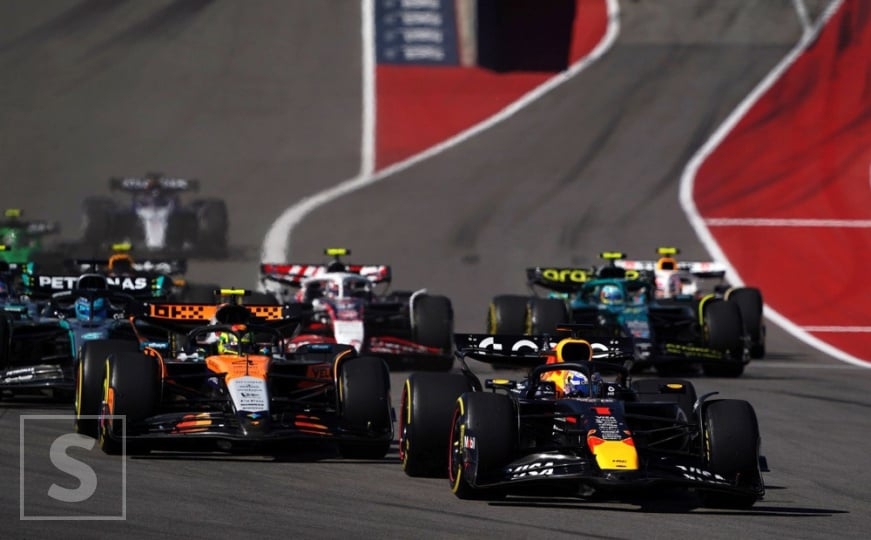 Formula 1 | Sjajni Antonelli nastavio dominaciju, Hamilton u finišu nadmudrio Verstappena