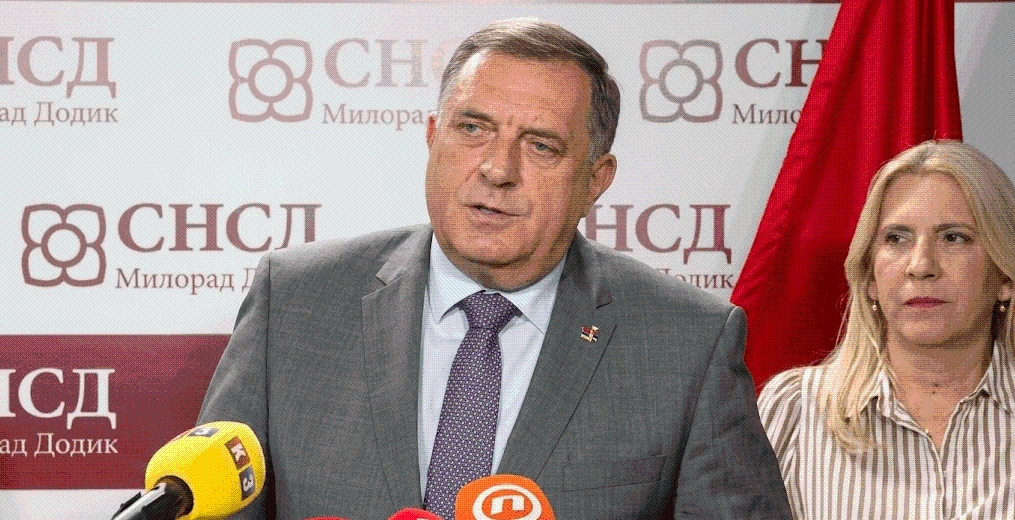 Bivši ambasador Turske u Srbiji: „Tramp pomaže Dodiku da ponovo stane na noge kako se izbori u BiH bliže“