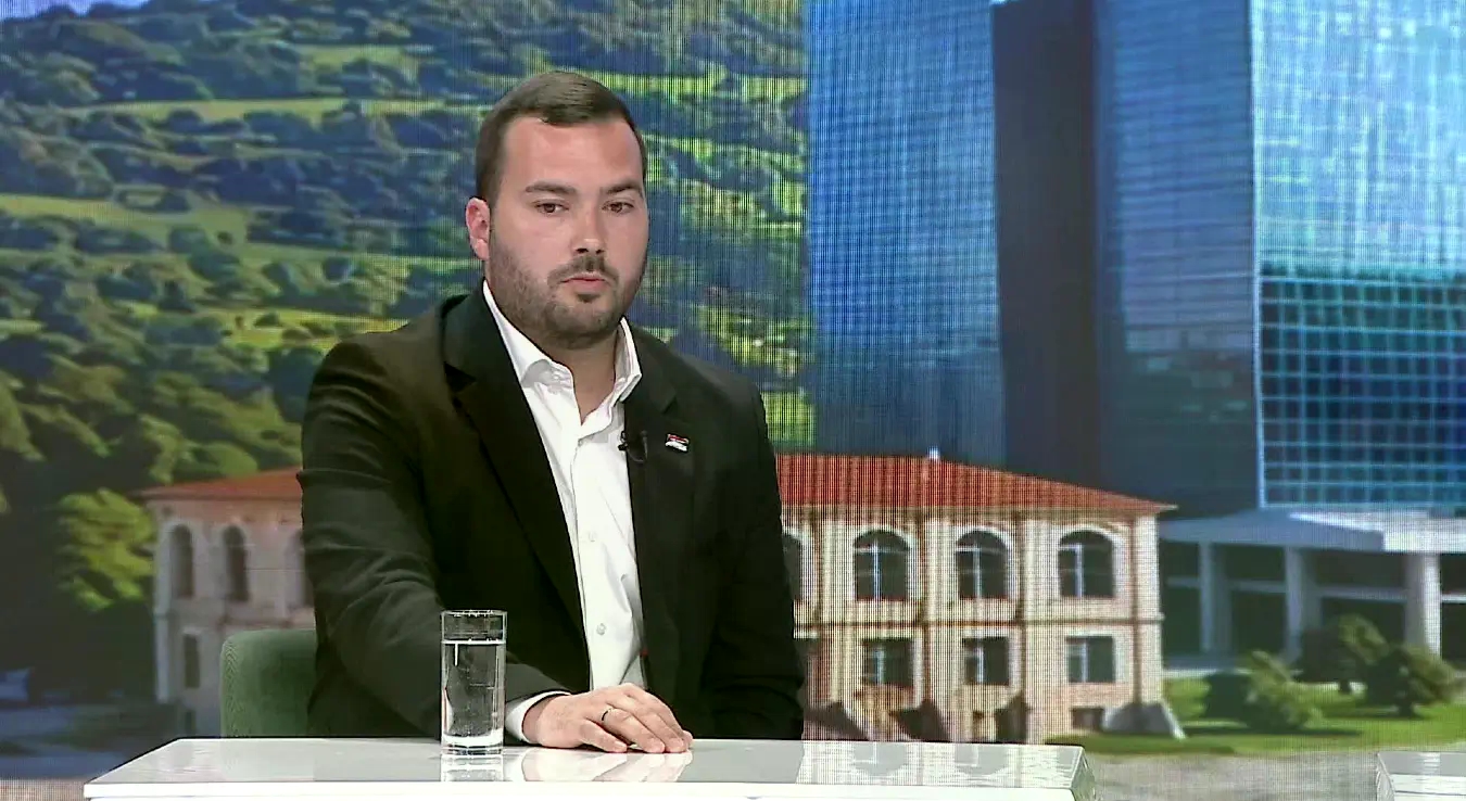"Родитељима нису потребна оправдања и обећања, него мјеста у вртићима"