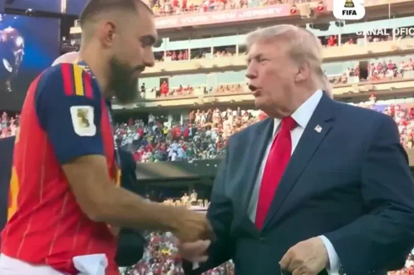 Svi gledali u ovaj trenutak: Borja Iglesias kratkim potezom poslao poruku Trumpu