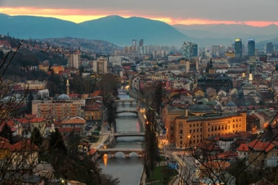TRŽIŠTE NEKRETNINA U SARAJEVU SE TOTALNO OTELO KONTROLI: Da li je realno za stan od 97 kvadrata da se plaća najam blizu 3 hiljade KM?