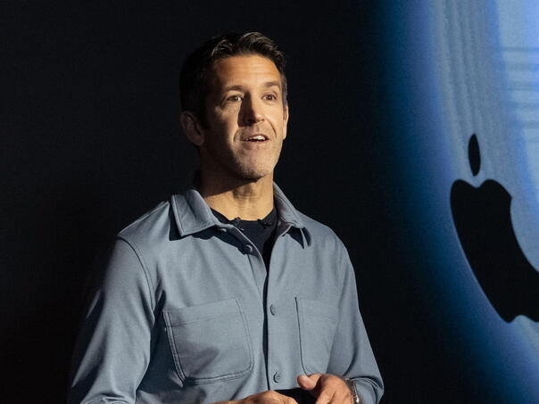 Tim Cook odlazi s direktorske pozicije u Appleu, novi šef John Ternus