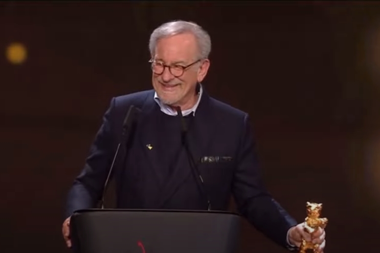 (VIDEO) "Nešto najbolje što sam ikada vidio" Stiven Spilberg ne prestaje da hvali "Dinu"