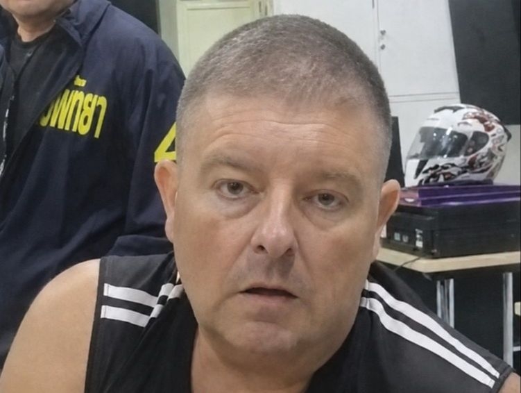 Muškarac koji je ubio tinejdžericu, stavio je u kofer i pokušao pobjeći iz zemlje, sada prvi put progovorio: "Pustite me"