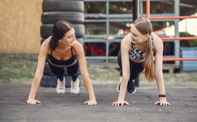 Viralni fitness trik za žene: Jednostavna promjena položaja ruku bi vam mogla olakšati sklekove