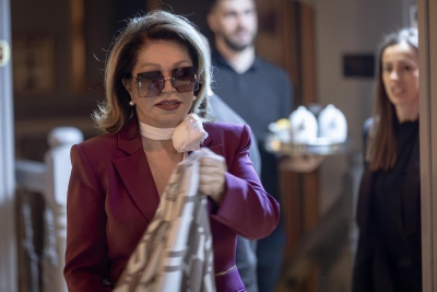 FOTO Neda Ukraden objavila fotografije iz jacuzzija, komentari se nižu o njezinu izgledu