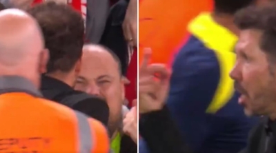 (VIDEO) Simeone poludio nakon gola Liverpoola: Nasrnuo na navijača, jedva spriječena tučnjava