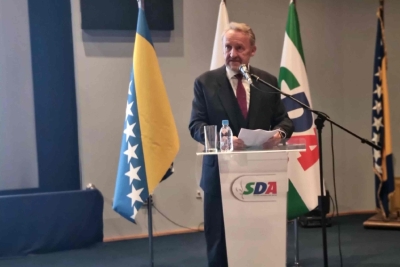 BAKIR IZETBEGOVIĆ, OTVORENO: 'Nekompetentnost i nesposobnost Trojke će natjerati ljude da se...!'