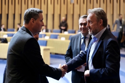 Izetbegović: Samo Bećirovićev poraz eliminira Trojku i vraća SDA na prijestol