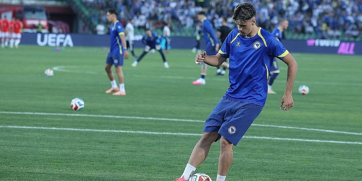 Pouzdani insajder tvrdi: Alajbegović dogovorio transfer u Chelsea, Plavci plaćaju 52 miliona eura Bayeru!
