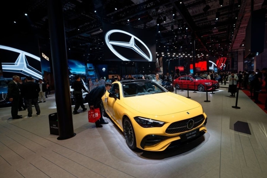 ZVIJER IZ AFFALTERBACHA: Mercedes oživljava V8 motor u brutalnom modelu od 650 konjskih snaga