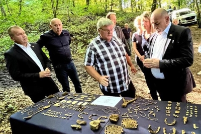 Kod Novog Marofa iskopani posmrtni ostatci 36 hrvatskih žrtava, ubijenih 1945.