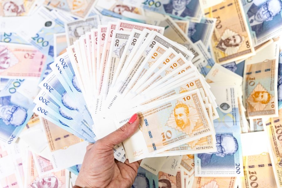 Za tri mjeseca UIO prikupila 2,92 milijarde maraka