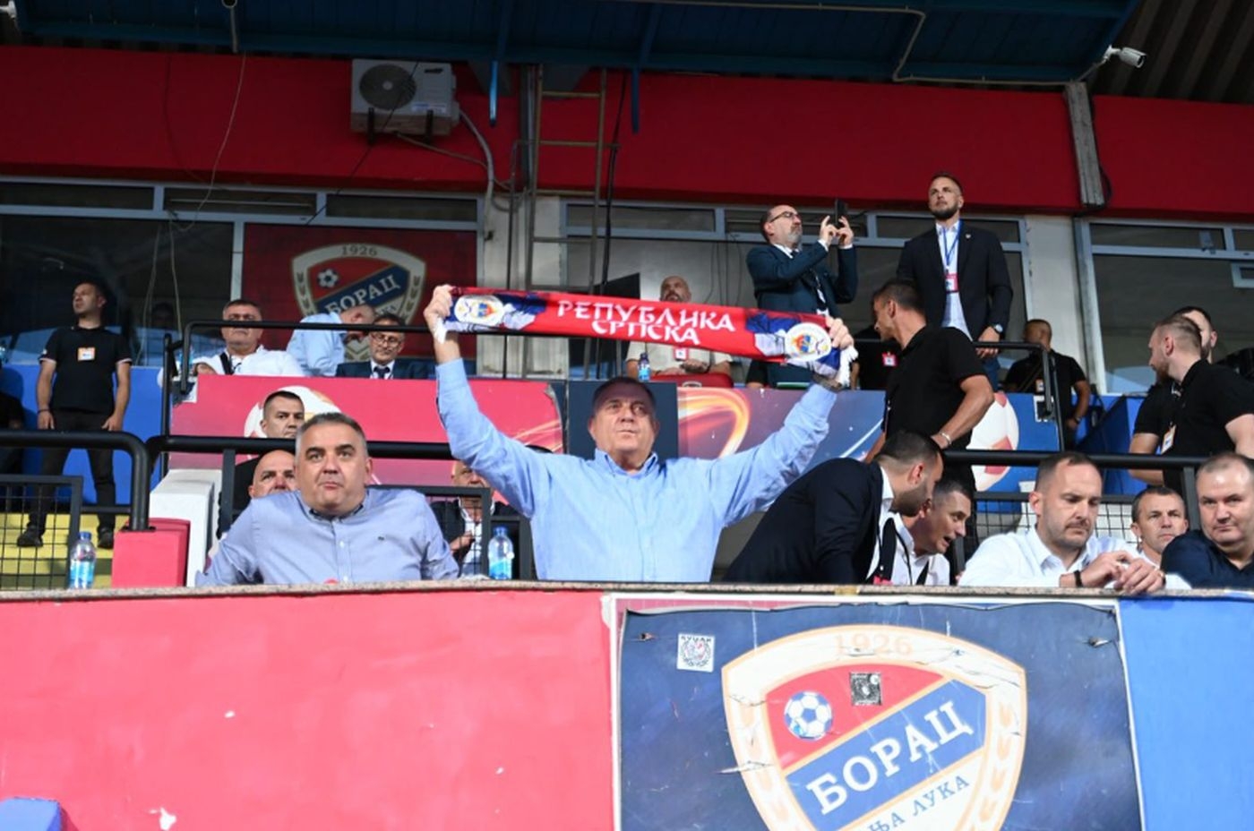 Dodik: Fudbaleri Borca pokazali karakter, želju i borbu dostojnu grba koji nose