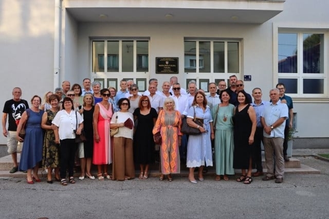 Čapljinski maturanti nakon 45 godina ponovno sjeli u školske klupe