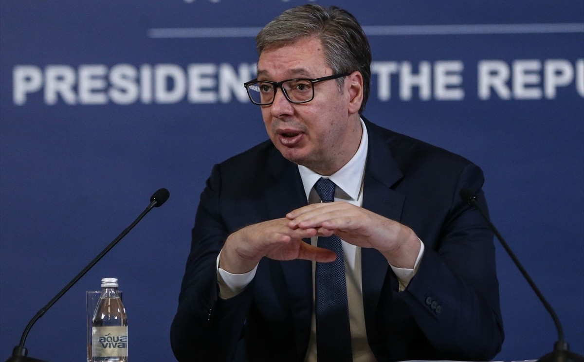Vučić: Helezove izjave su huškačke, na provokacije moramo reagovati mirno i staloženo