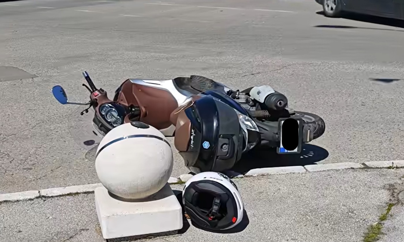 Saobraćajka u centru Banjaluke: Sudar automobila i motocikla VIDEO